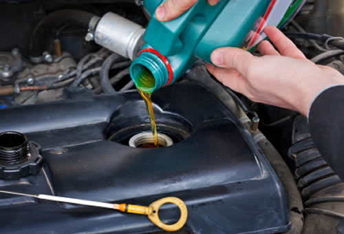 Precisando trocar o óleo do câmbio automático do seu veículo? Não espere quebrar para arrumar! Precisando trocar o óleo do câmbio automático do seu veículo? Não espere quebrar para arrumar!